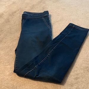 GUC NY & Co high waist pull on jean